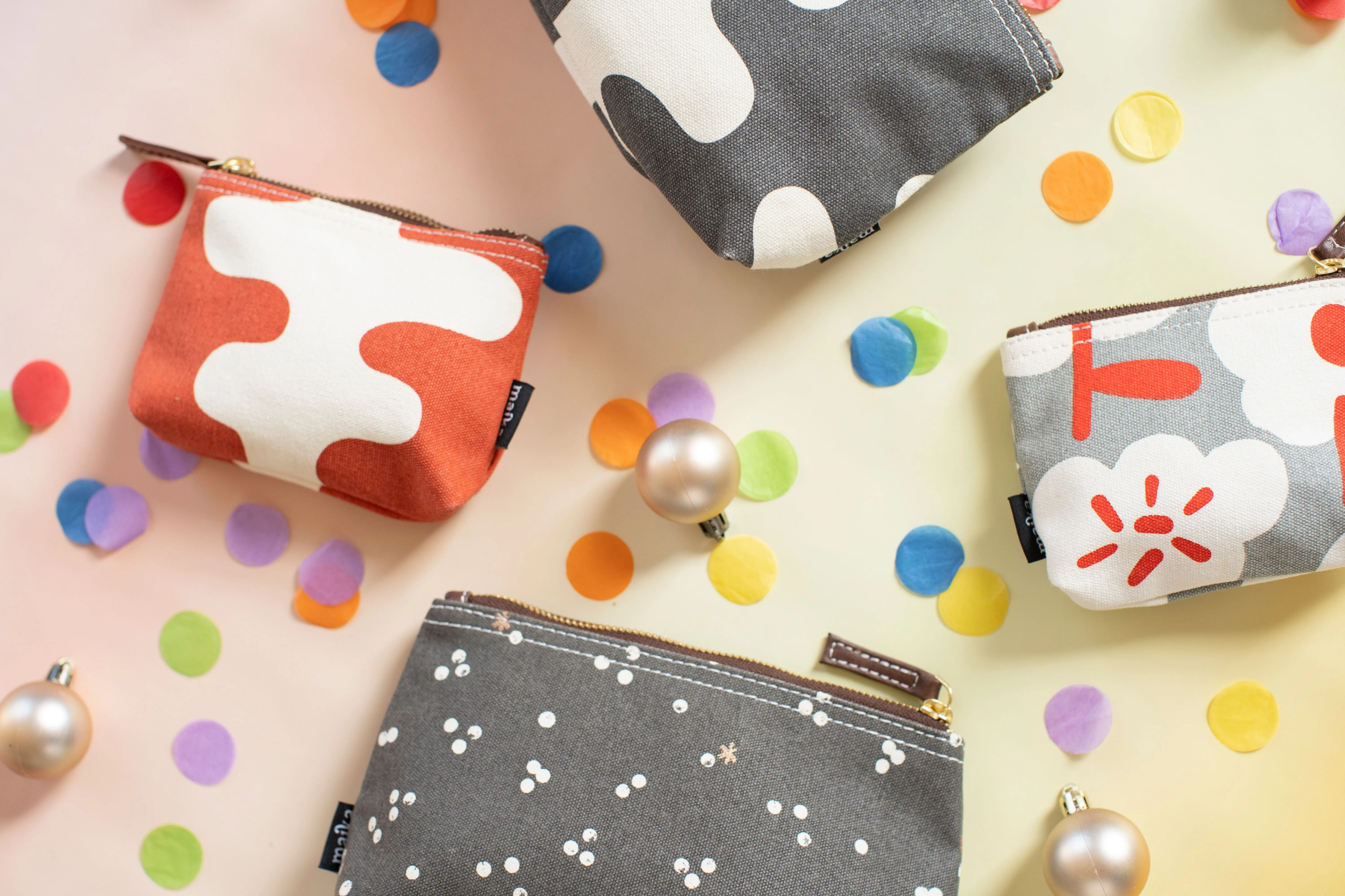 Medium Lined Travel Pouch